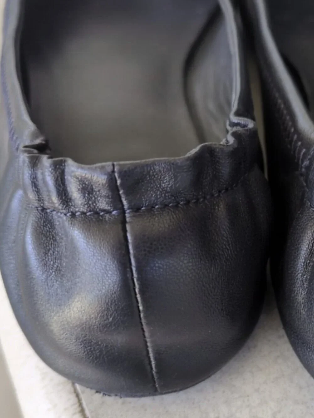 Tory Burch Size 8M Minnie Travel Ballet Flats Black Leather Slip-On Minimalist